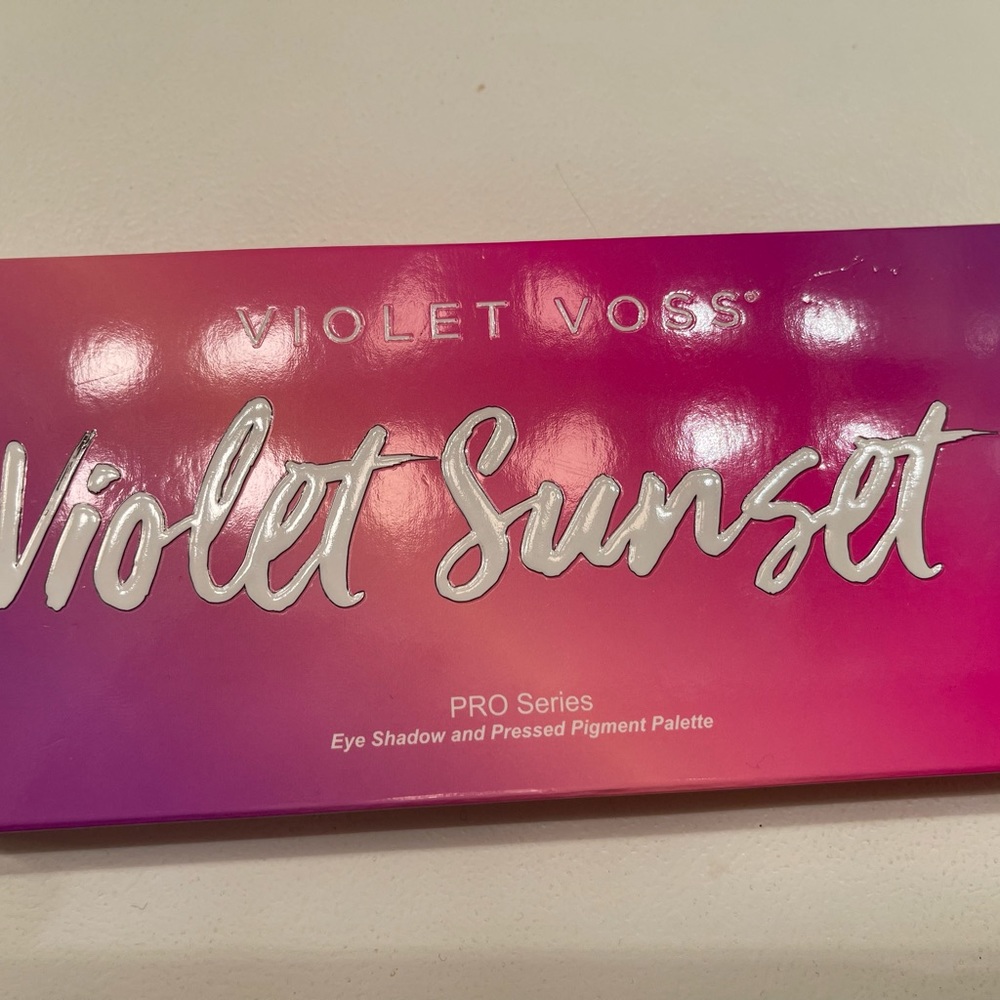 Eyeshadow palette
